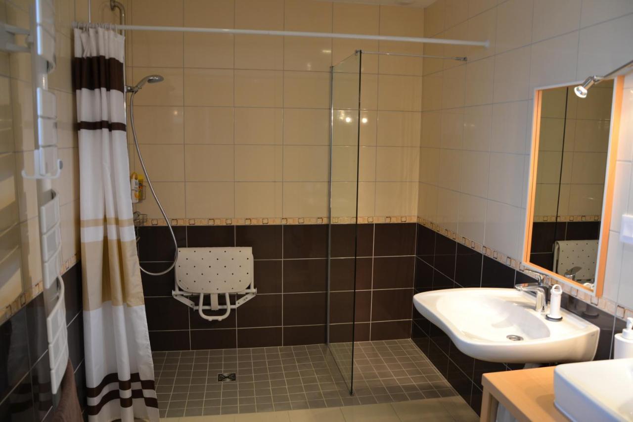 La Colongere Villa Reclesne Luaran gambar